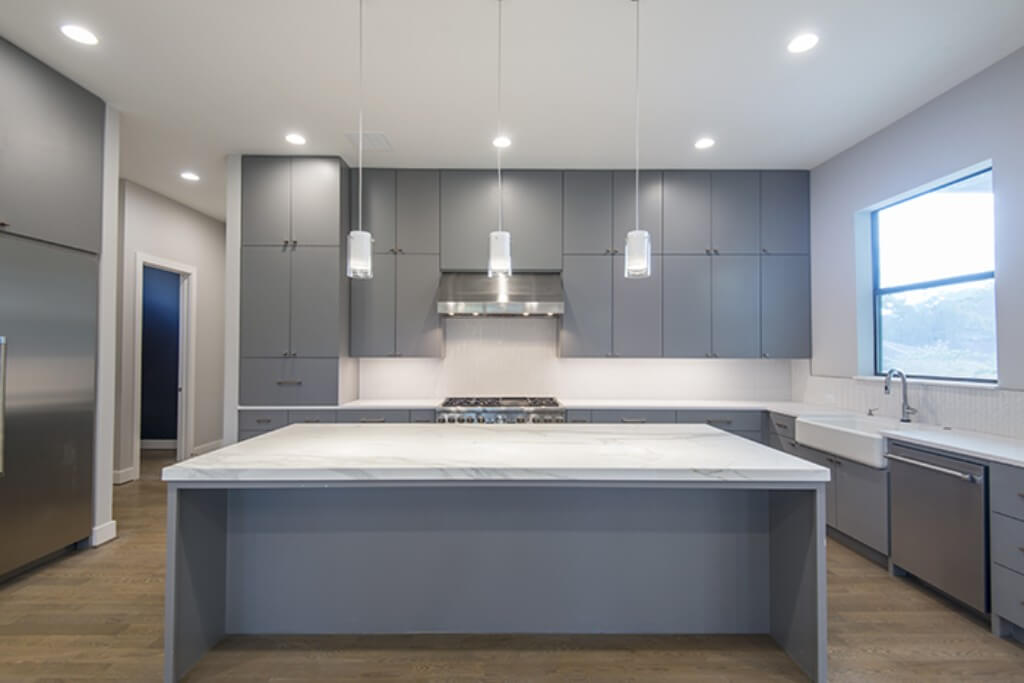 2015 + 2016 FLOOD VICTIMS REBUILD MEYERLAND MODERN 5 FEET UP