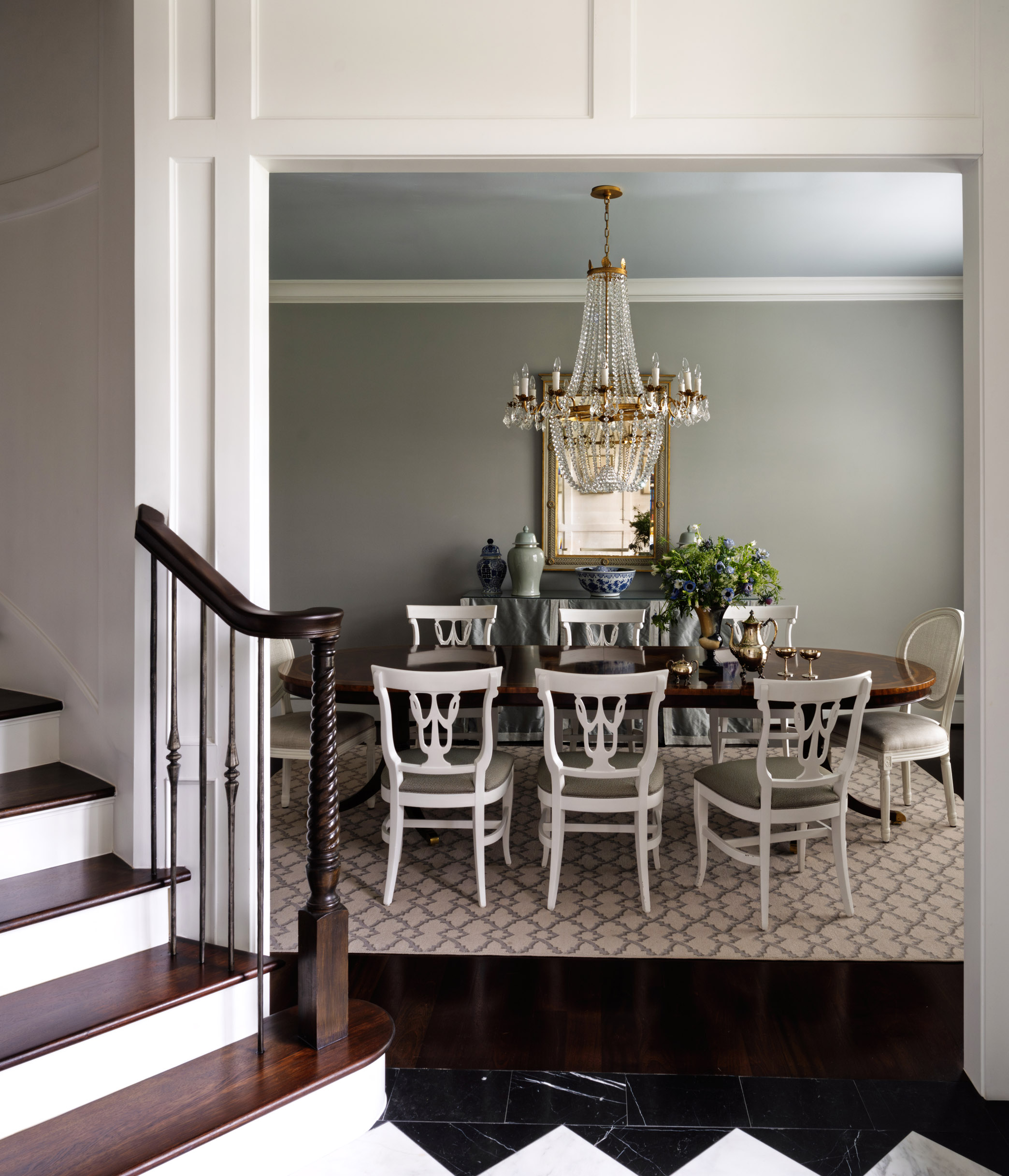 Hosting Made Easy for the Holidays: Guest-Friendly Home Features