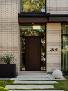 They say you can’t judge a book by its cover.

When it comes to custom homes, we say please, judge away!
-
-
-
#onpointcustomhomes #customhome #houstonhomebuilder #houstoncustomhome #luxuryhome